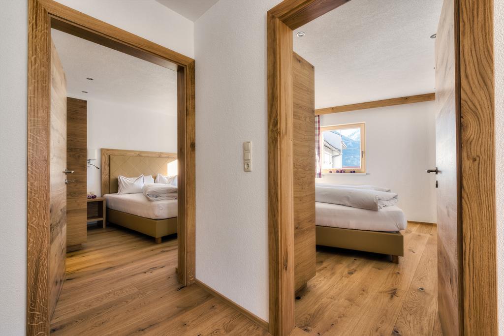 Bischoferhaus Lägenhet Serfaus Rum bild