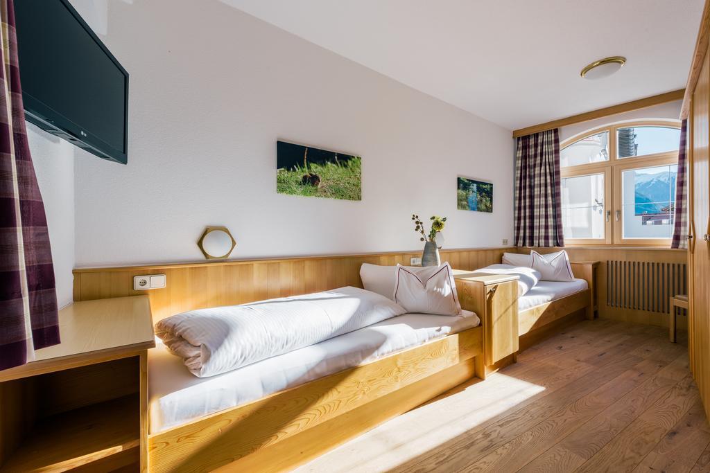 Bischoferhaus Lägenhet Serfaus Rum bild